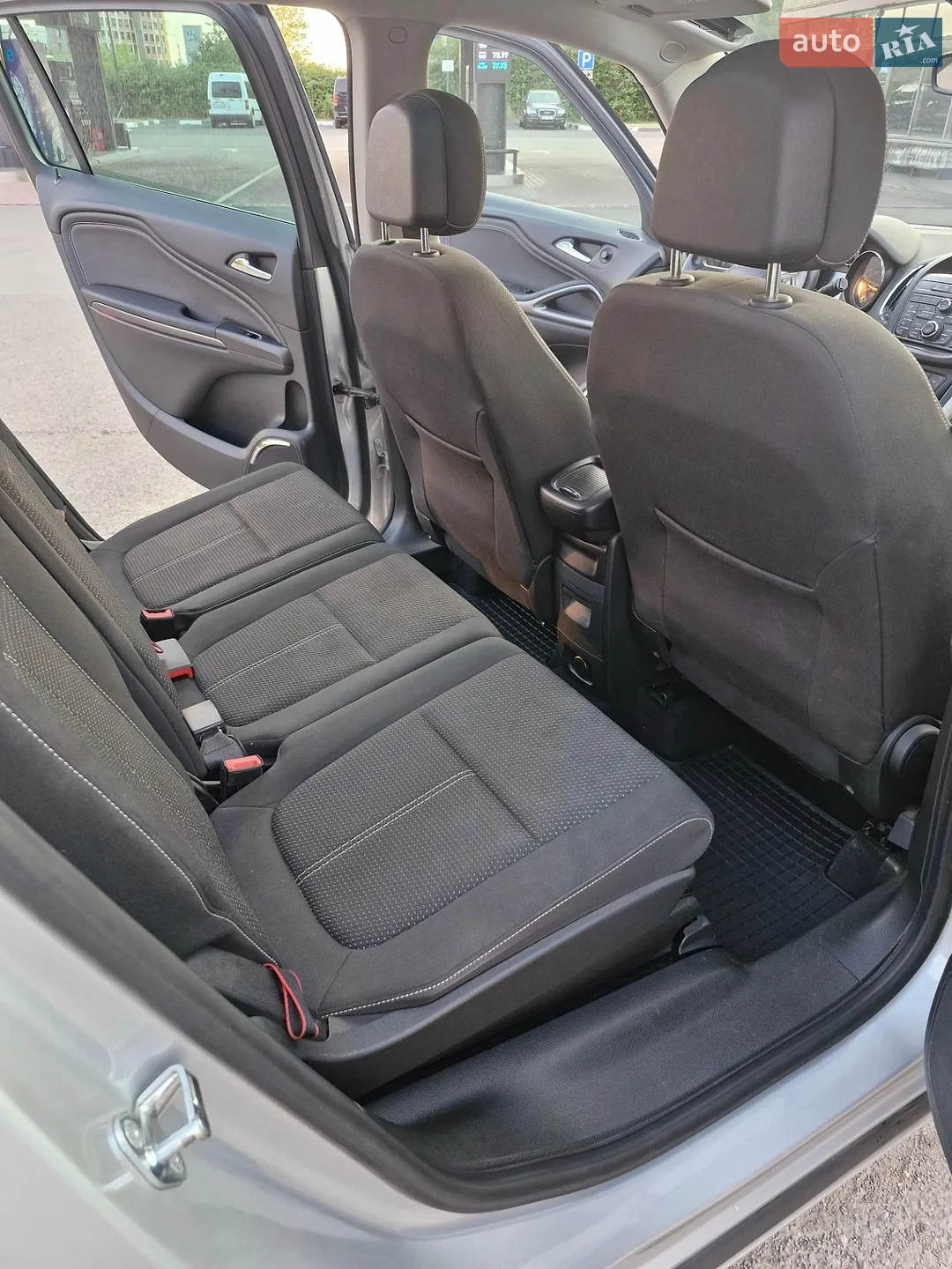 2012 Opel Zafira - мініатюра 12