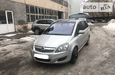 Мінівен Opel Zafira 2011 в Києві