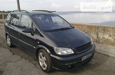 Минивэн Opel Zafira 2003 в Киеве