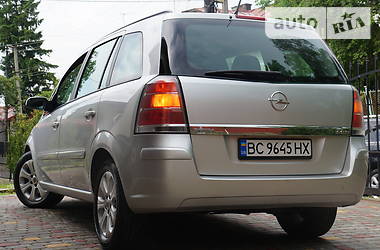 Минивэн Opel Zafira 2007 в Дрогобыче