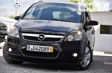 Мінівен Opel Zafira 2010 в Дрогобичі