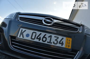 Мінівен Opel Zafira 2014 в Дрогобичі