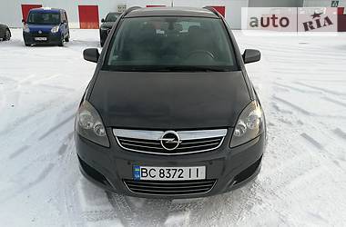 Универсал Opel Zafira 2010 в Львове