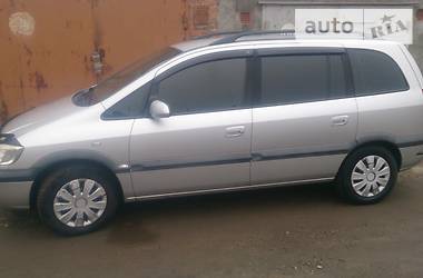 Минивэн Opel Zafira 2004 в Белой Церкви