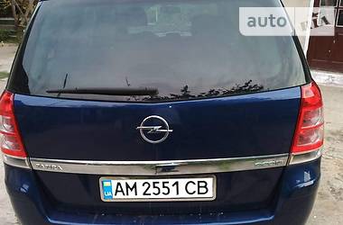Універсал Opel Zafira 2010 в 