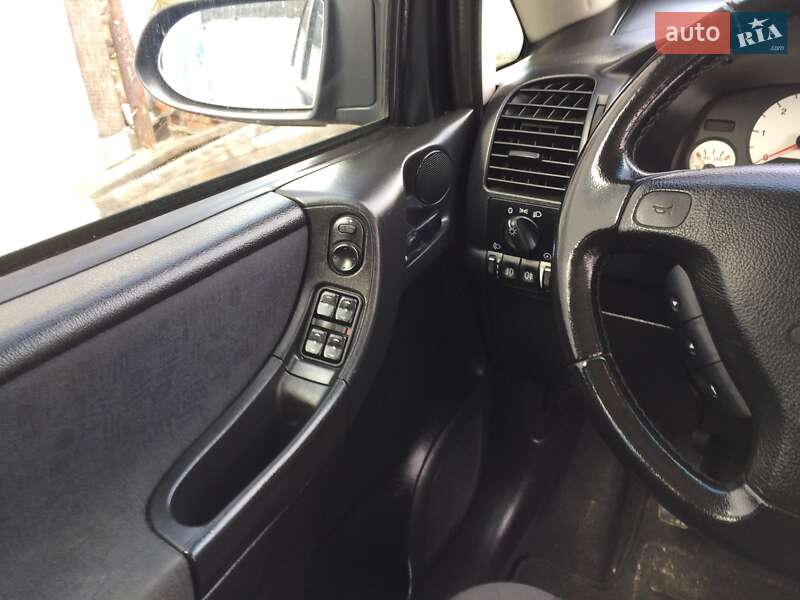 Мінівен Opel Zafira 2002 в Вараші
