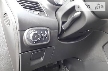 Універсал Opel Zafira 2013 в 