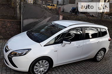 Універсал Opel Zafira 2013 в 