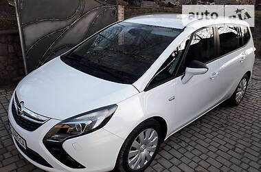 Універсал Opel Zafira 2013 в 