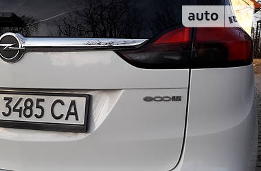 Універсал Opel Zafira 2013 в 