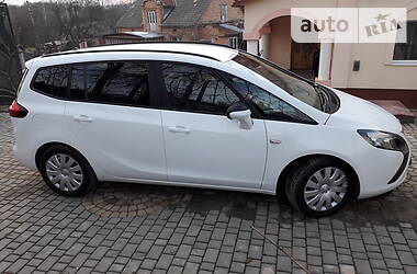 Універсал Opel Zafira 2013 в 