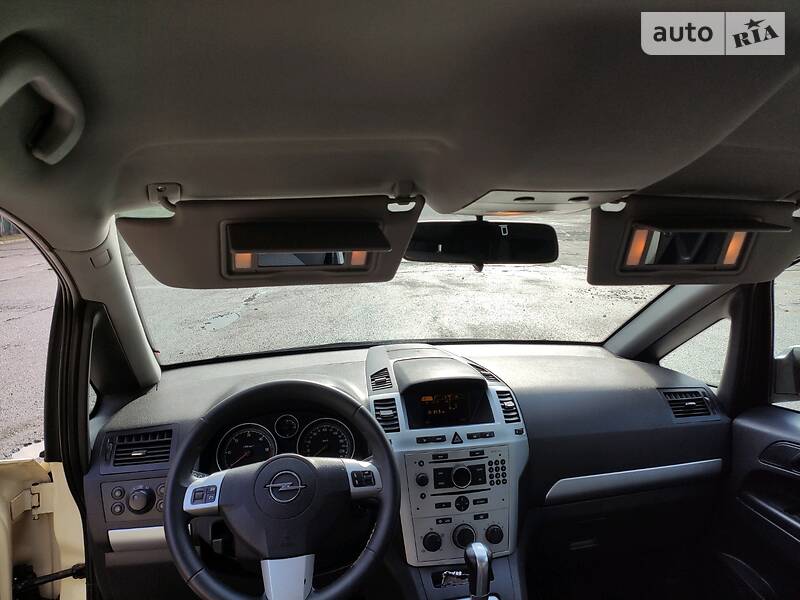 Мінівен Opel Zafira 2009 в Львові