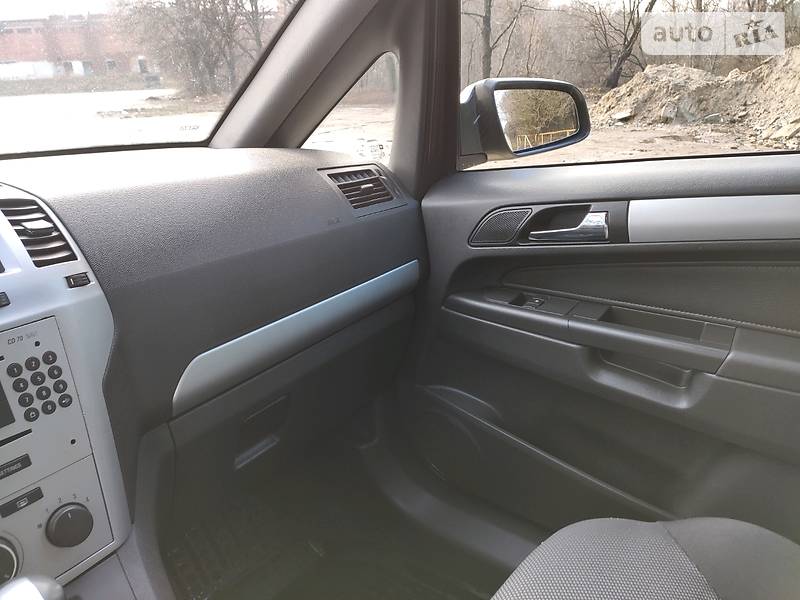 Мінівен Opel Zafira 2009 в Львові