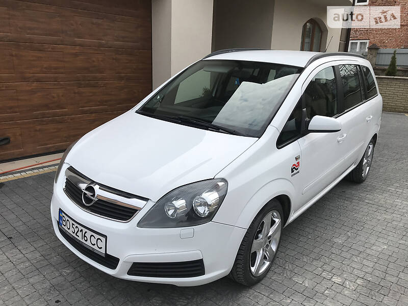 Универсал Opel Zafira 2006 в Бережанах