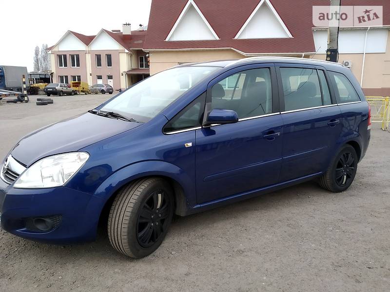 Универсал Opel Zafira 2008 в Черкассах фото 2 Универсал Opel Zafira 2008 в Черкассах