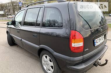 Мінівен Opel Zafira 2001 в 