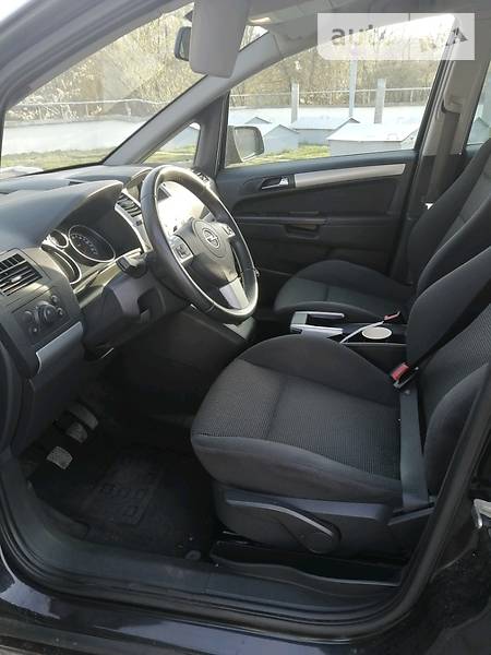 Мінівен Opel Zafira 2009 в Рівному