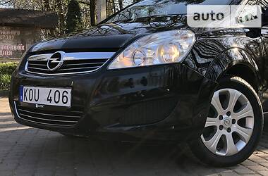 Мінівен Opel Zafira 2010 в 