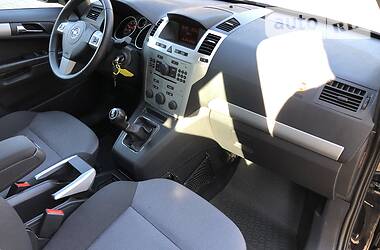 Мінівен Opel Zafira 2010 в 