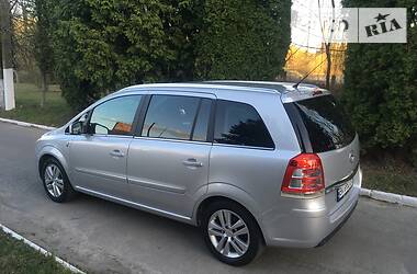 Мінівен Opel Zafira 2009 в 