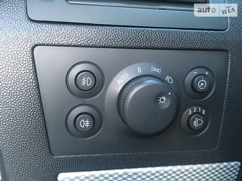 Минивэн Opel Zafira 2009 в Ровно