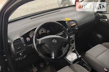 Минивэн Opel Zafira 2003 в 