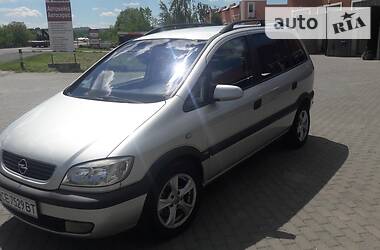 Минивэн Opel Zafira 2000 в Черновцах