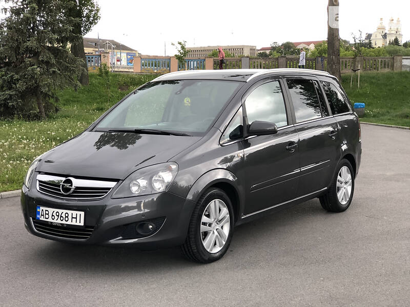 Мінівен Opel Zafira 2009 в Вінниці