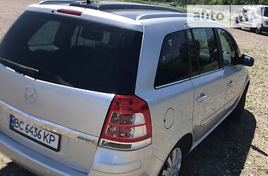 Універсал Opel Zafira 2009 в 