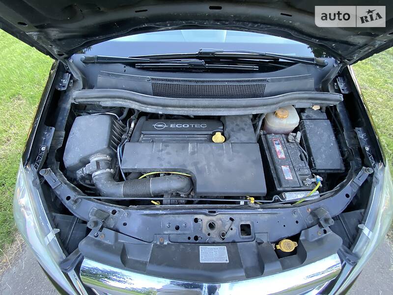 Мінівен Opel Zafira 2010 в Луцьку
