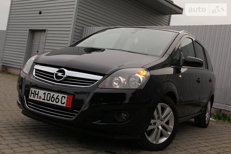 Минивэн Opel Zafira 2009 в Дрогобыче