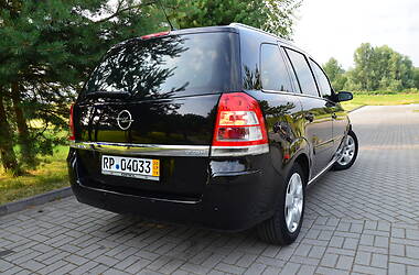 Минивэн Opel Zafira 2009 в Дрогобыче