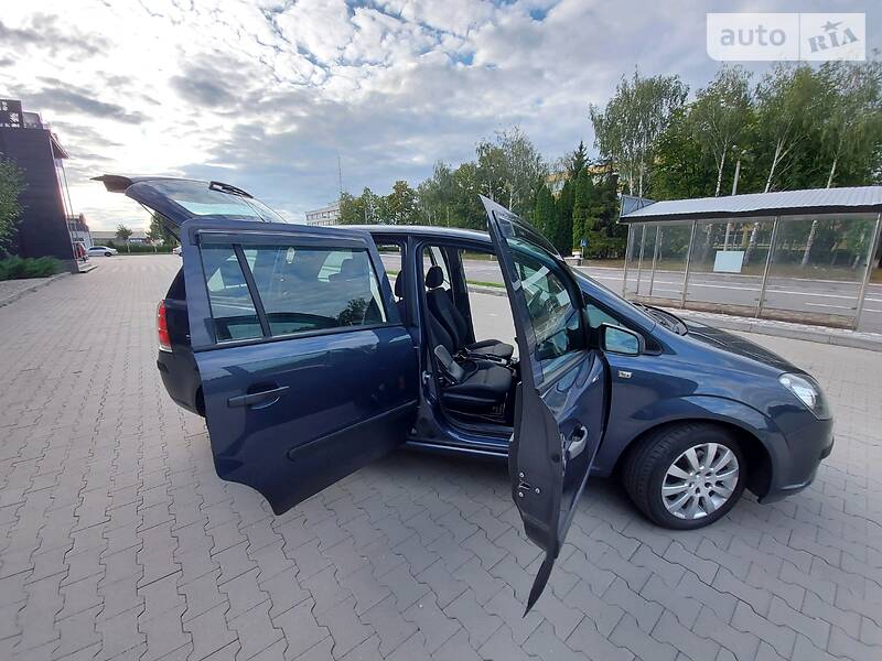 Мінівен Opel Zafira 2007 в Білій Церкві
