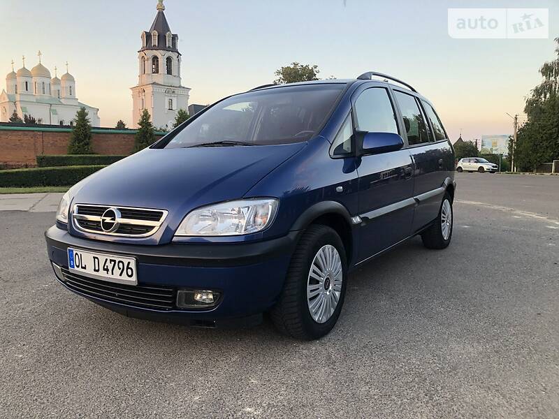 Минивэн Opel Zafira 2003 в Владимир-Волынском