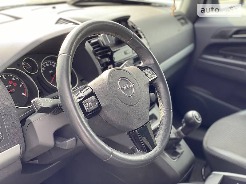Мінівен Opel Zafira 2008 в Стрию фото 25 Мінівен Opel Zafira 2008 в Стрию