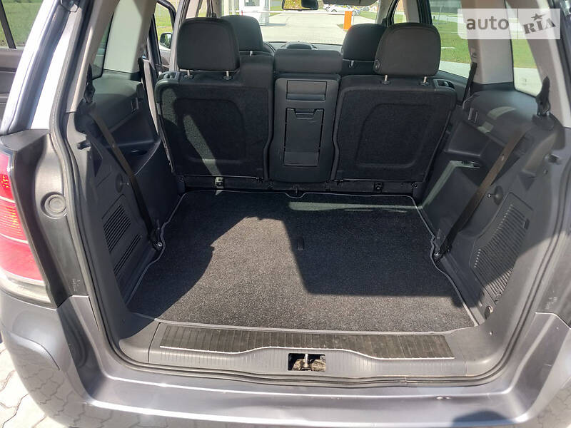 Мінівен Opel Zafira 2006 в Львові