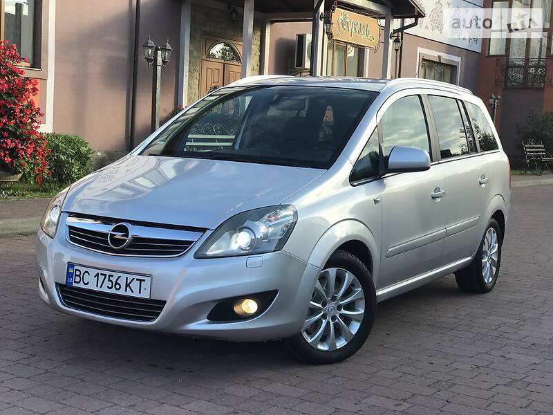 Універсал Opel Zafira 2009 в Стрию фото Універсал Opel Zafira 2009 в Стрию