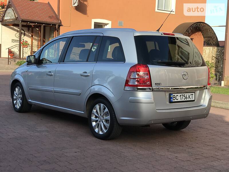Універсал Opel Zafira 2009 в Стрию фото 14 Універсал Opel Zafira 2009 в Стрию