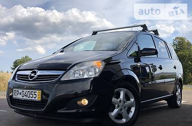 Универсал Opel Zafira 2009 в Дрогобыче