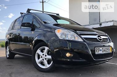 Универсал Opel Zafira 2009 в Дрогобыче