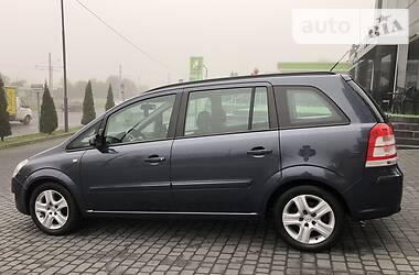 Мінівен Opel Zafira 2010 в Львові