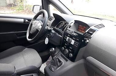 Мінівен Opel Zafira 2012 в Кривому Розі