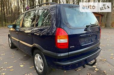 Минивэн Opel Zafira 2002 в Виннице