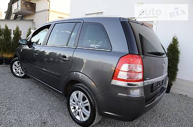 Минивэн Opel Zafira 2009 в Дрогобыче