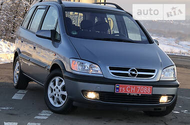 Минивэн Opel Zafira 2004 в Дрогобыче