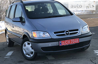 Минивэн Opel Zafira 2004 в Дрогобыче