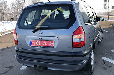 Минивэн Opel Zafira 2004 в Дрогобыче