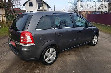 Минивэн Opel Zafira 2009 в Староконстантинове