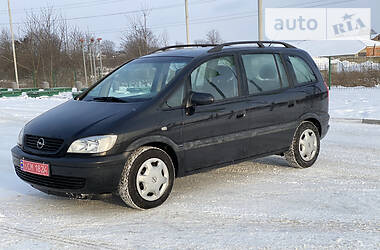 Минивэн Opel Zafira 2000 в Владимир-Волынском