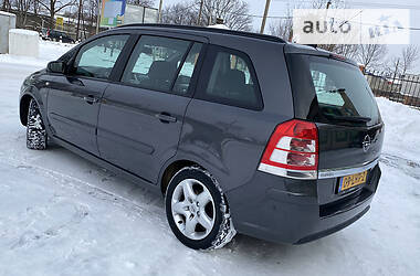 Универсал Opel Zafira 2008 в Стрые